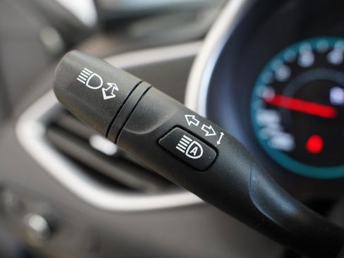 Used 2025 Chevrolet Malibu LT image 14