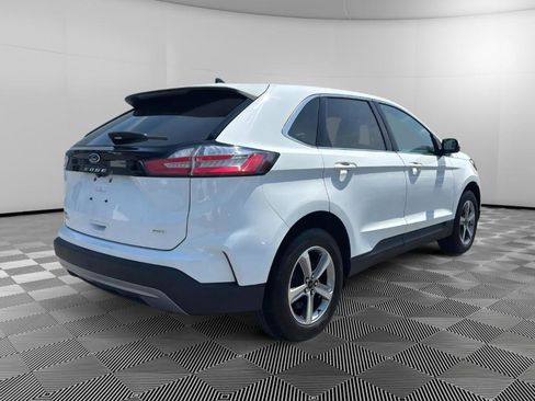 Used 2024 Ford Edge SEL w/ Convenience Package AWD/4WD image 4