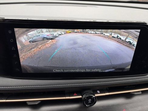 Certified 2023 Nissan Ariya FWD image 12