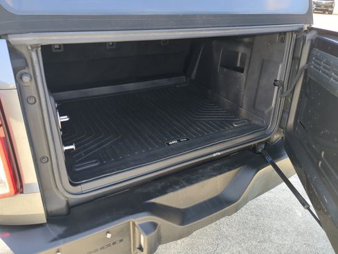 Used 2022 Ford Bronco Big Bend image 11