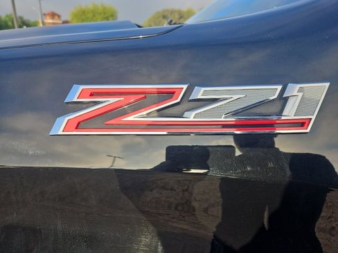 Used 2021 Chevrolet Silverado 1500 LT Trail Boss w/ Convenience Package II image 10