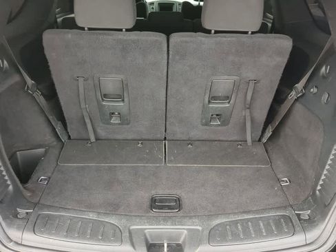 Used 2019 Dodge Durango SXT w/ 3rd Row Seating Group RWD image 32
