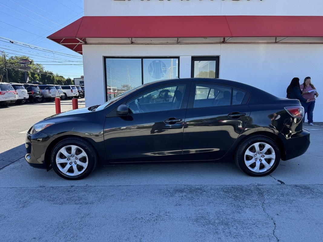 Used 2013 MAZDA MAZDA3 i SV FWD image 3