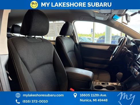 Used 2019 Subaru Outback 2.5i AWD/4WD image 26