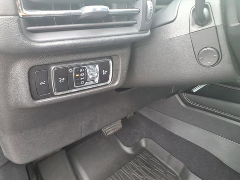 Used 2023 Lincoln Corsair Reserve w/ Equipment Group 201A image 15