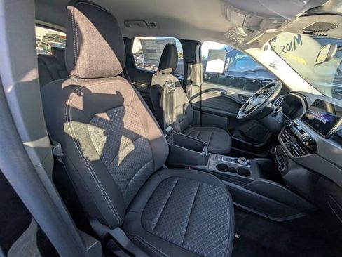 New 2026 Ford Escape Active FWD image 15