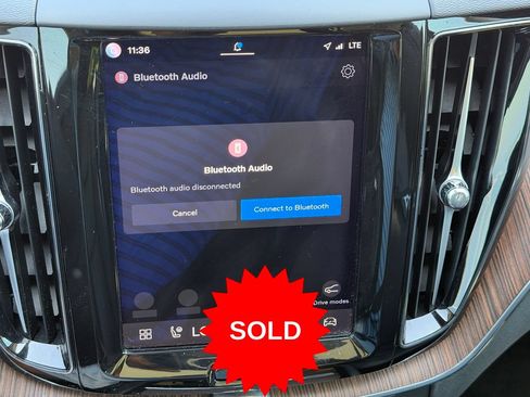 Certified 2023 Volvo XC60 B5 Plus w/ Protection Package Premier FWD image 21