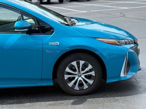 Used 2020 Toyota Prius Prime XLE FWD image 10