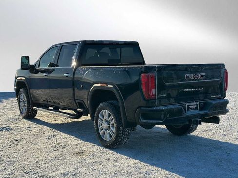 Used 2022 GMC Sierra 2500 Denali image 5