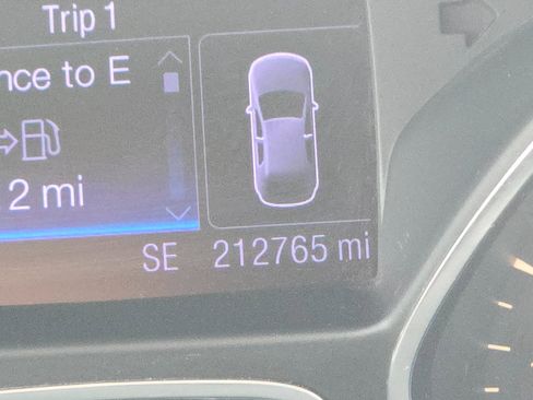 Used 2013 Ford Escape SE FWD image 24