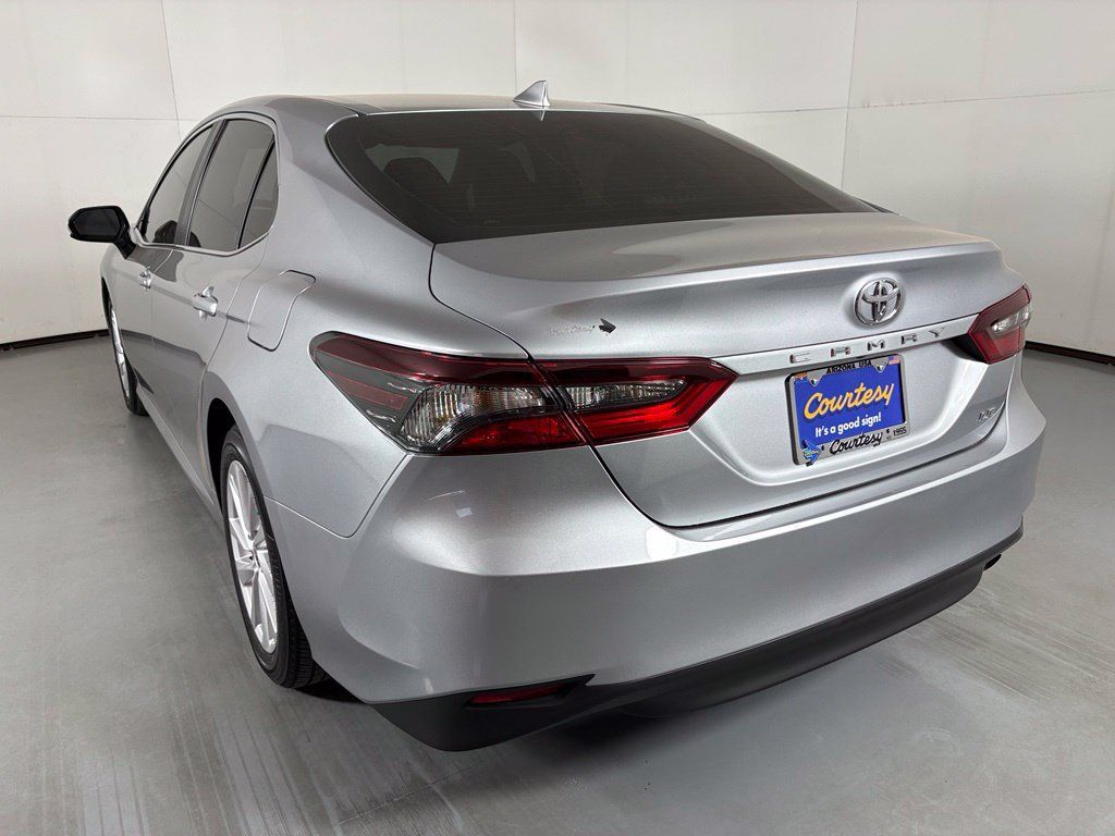 Used 2024 Toyota Camry LE FWD image 6