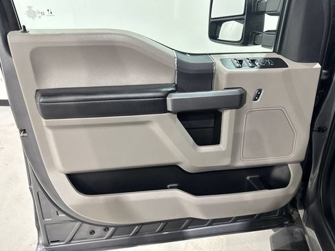 Used 2022 Ford F250 XLT AWD/4WD image 16