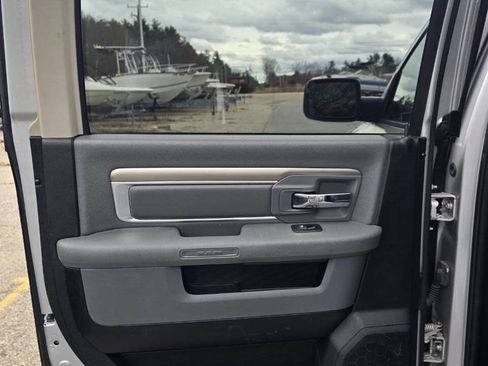 Used 2015 RAM 1500 Classic SLT w/ SLT Plus D←cor Group image 14