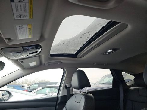 Certified 2025 Hyundai Tucson SEL image 14