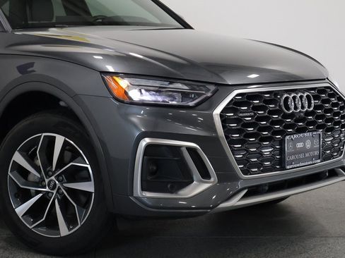 Used 2022 Audi Q5 2.0T Premium Plus image 3