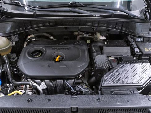 Used 2017 Hyundai Tucson SE image 30