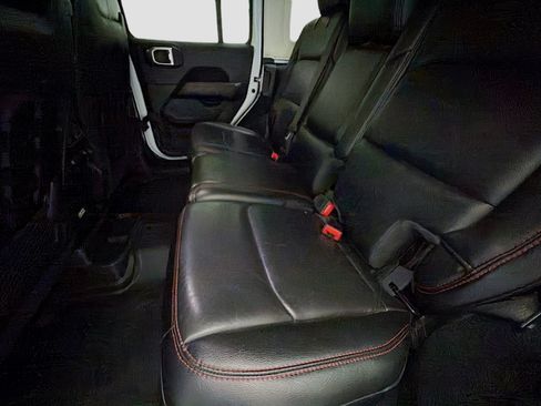 Used 2020 Jeep Wrangler Unlimited Rubicon AWD/4WD image 13