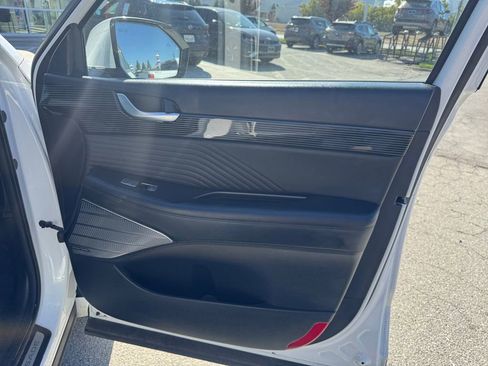 Used 2024 Hyundai Palisade Calligraphy image 27