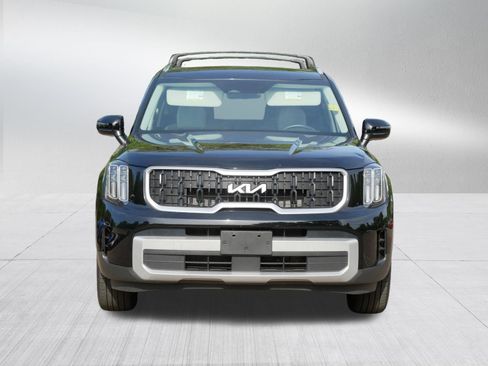 Certified 2024 Kia Telluride EX w/ EX Captain's Chair Package AWD/4WD image 2