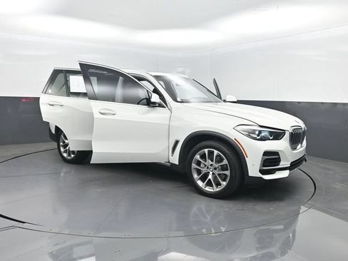 Used 2023 BMW X5 xDrive40i w/ Premium Package AWD/4WD image 42