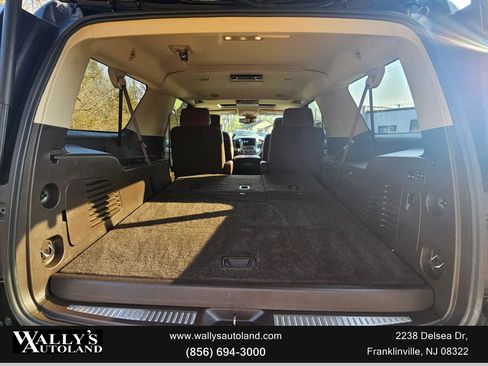 Used 2017 Chevrolet Suburban Premier image 24