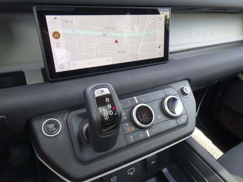 Used 2021 Land Rover Defender 110 S AWD/4WD image 3