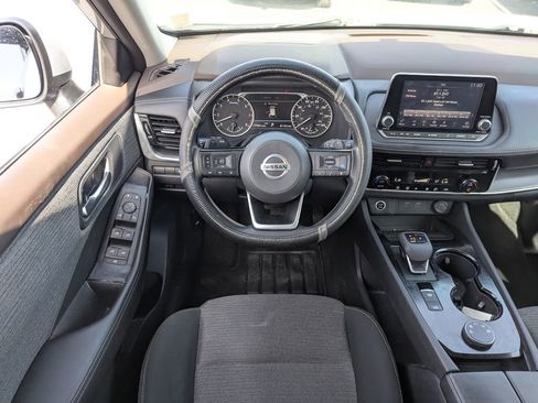Used 2021 Nissan Rogue SV AWD/4WD image 27