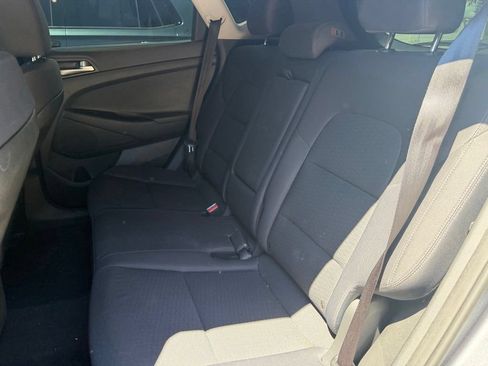 Used 2019 Hyundai Tucson FWD image 11