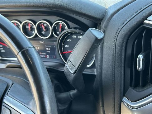 Used 2020 Chevrolet Silverado 1500 LT Trail Boss AWD/4WD image 16