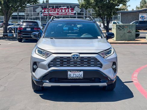Used 2019 Toyota RAV4 XSE w/ XSE Weather Package AWD/4WD image 6