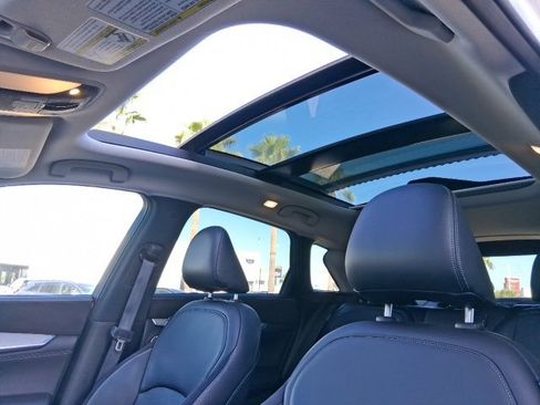 New 2023 INFINITI QX50 Sensory image 15