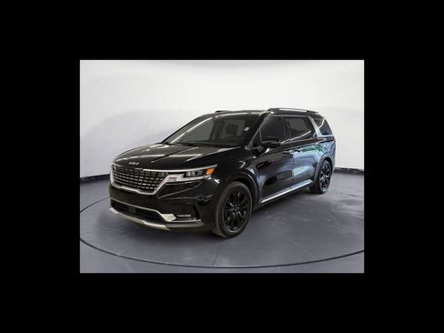 Used 2022 Kia Carnival SX Prestige FWD image 2