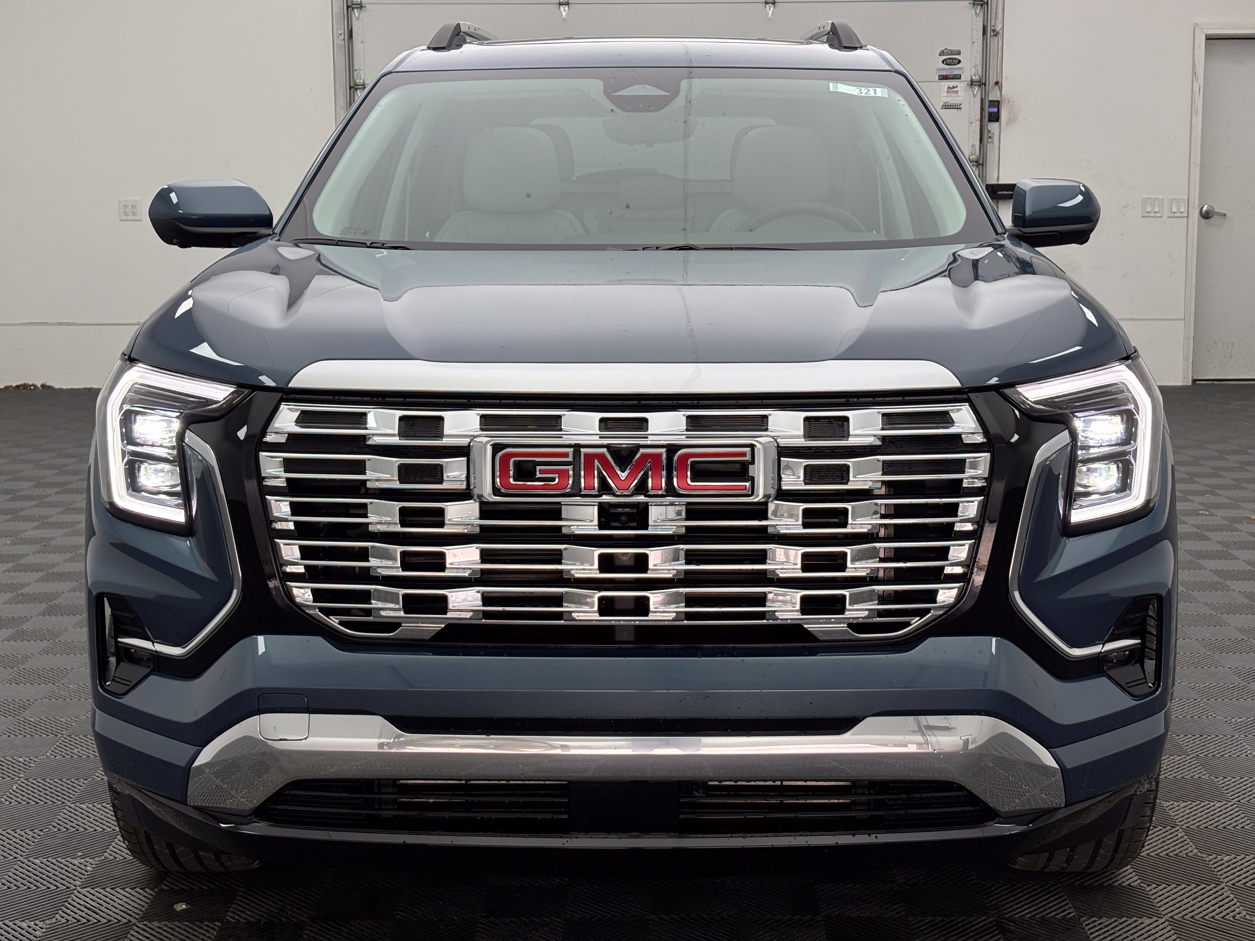 New 2027 GMC Terrain Denali w/ LPO, Floor Liner Package AWD/4WD image 16