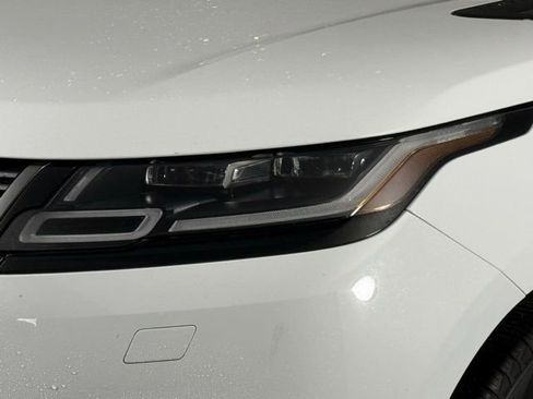 Used 2023 Land Rover Range Rover Velar R-Dynamic S image 24
