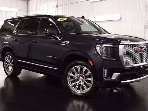 Used 2024 GMC Yukon Denali image 1