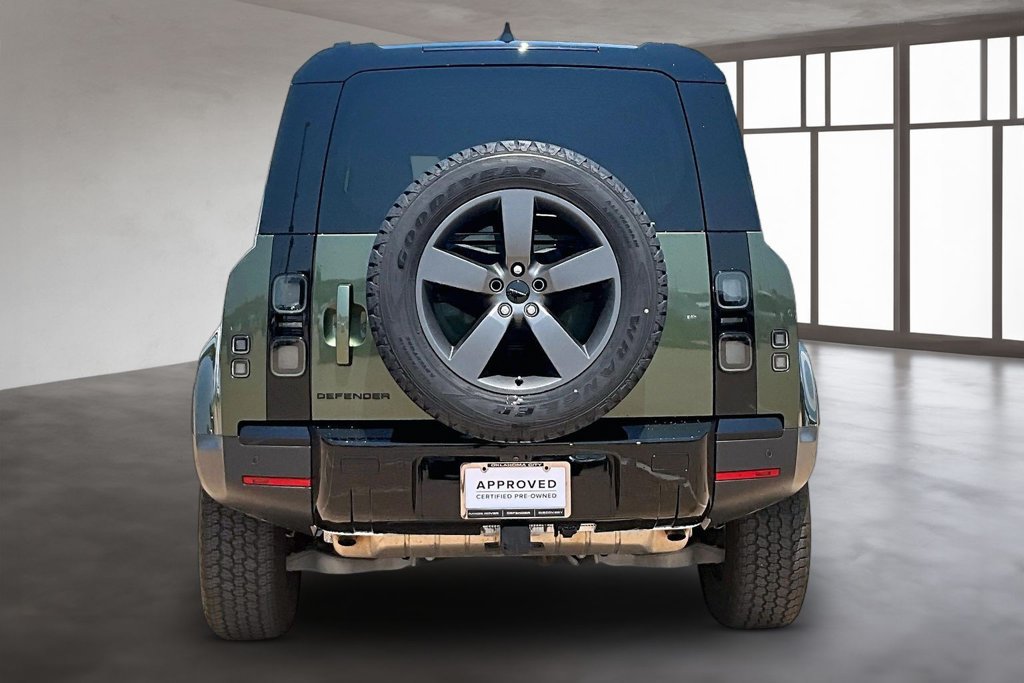 Certified 2026 Land Rover Defender 110 S AWD/4WD image 4