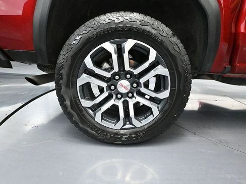Used 2024 GMC Canyon AT4 w/ AT4 Premium Package image 16