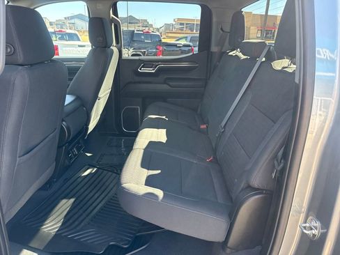 Used 2023 Chevrolet Silverado 1500 LT image 24