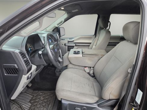 Used 2018 Ford F150 XLT w/ Equipment Group 301A Mid RWD image 10