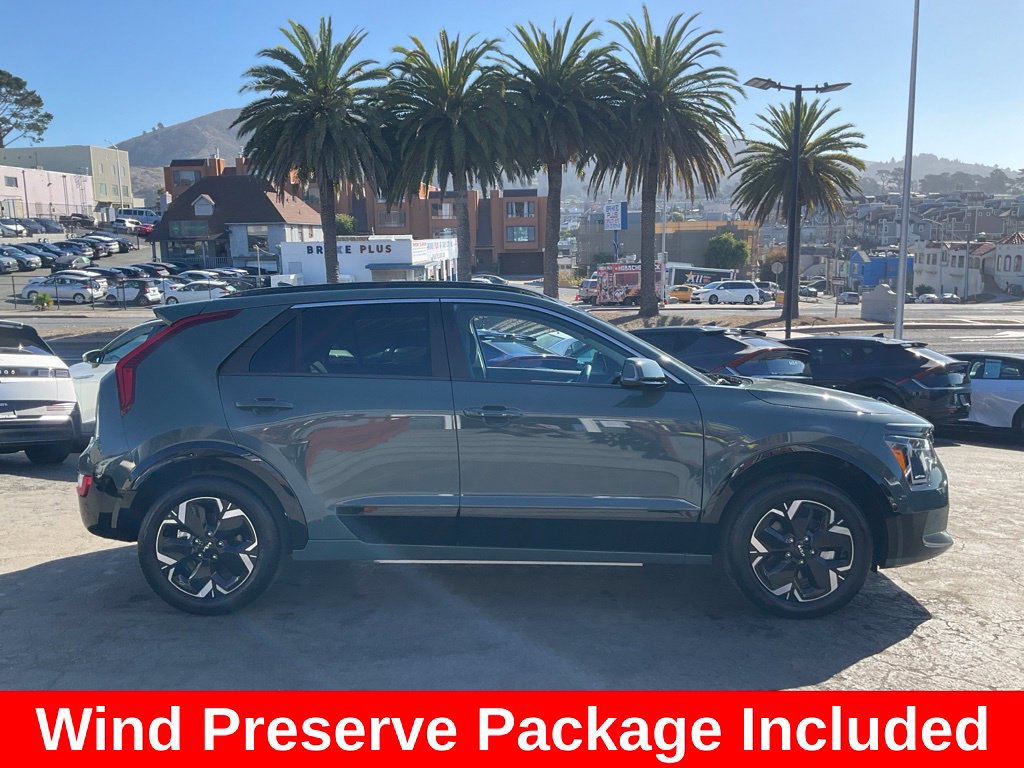 Used 2025 Kia Niro Wind w/ Wind Preserve Package FWD image 3
