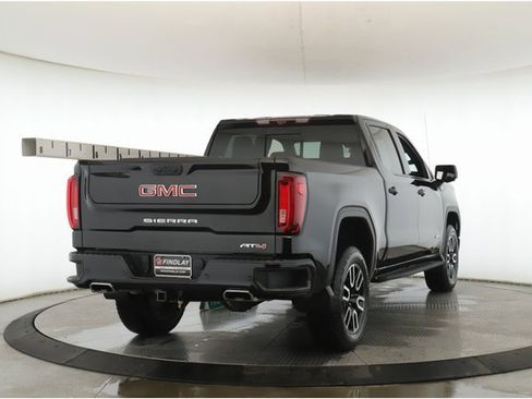 Used 2022 GMC Sierra 1500 AT4 w/ AT4 Premium Package image 7
