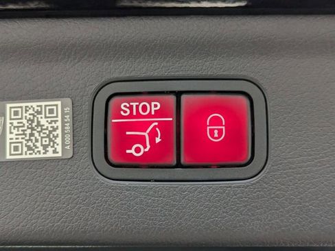 Used 2023 Mercedes-Benz EQE 500 4MATIC SUV image 28