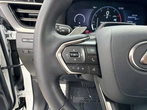 Used 2025 Lexus GX 550 w/ Cold Area Package AWD/4WD image 13
