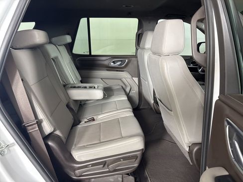 Used 2023 Chevrolet Tahoe Z71 w/ Off-Road Capability Package AWD/4WD image 19