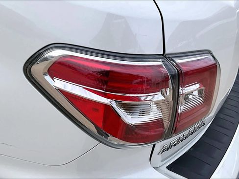 Used 2019 Nissan Armada Platinum w/ Captain's Chairs Package image 26