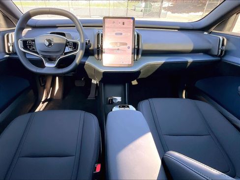 New 2026 Volvo EX30 Cross Country Ultra w/ Protection Package Premier image 7