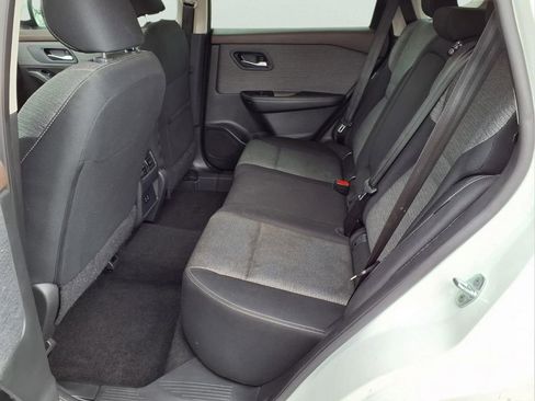 Used 2023 Nissan Rogue SV FWD image 22