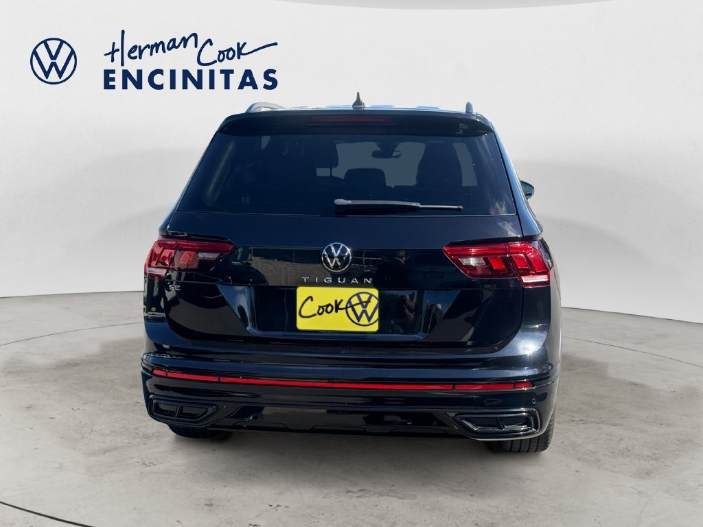 Certified 2024 Volkswagen Tiguan SE R-Line FWD image 4