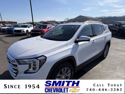 Used 2024 GMC Terrain SLT w/ Infotainment Package II