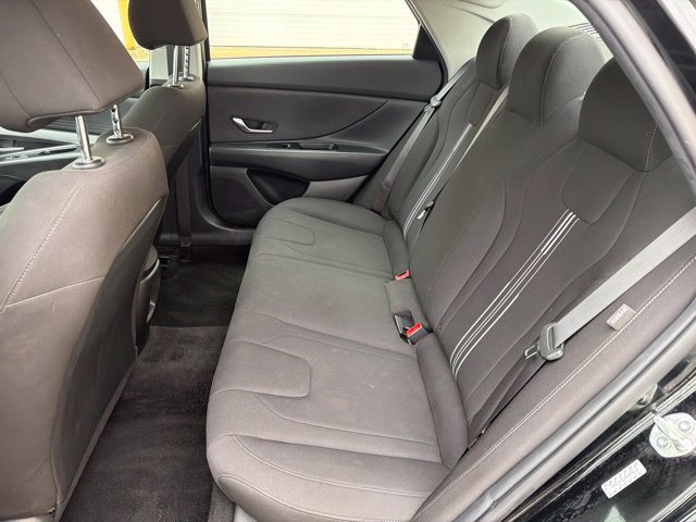 Used 2024 Hyundai Elantra SEL FWD image 15
